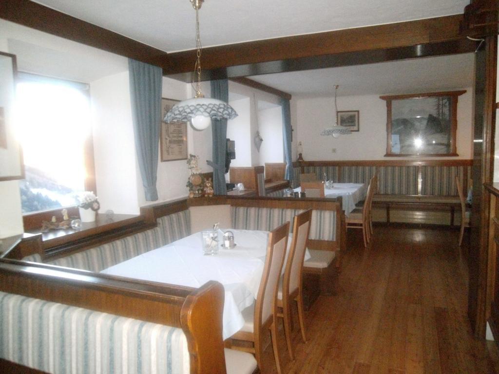 Sportbauernhof - Gasthaus Hochalmblick Krems in Kaernten Exterior photo
